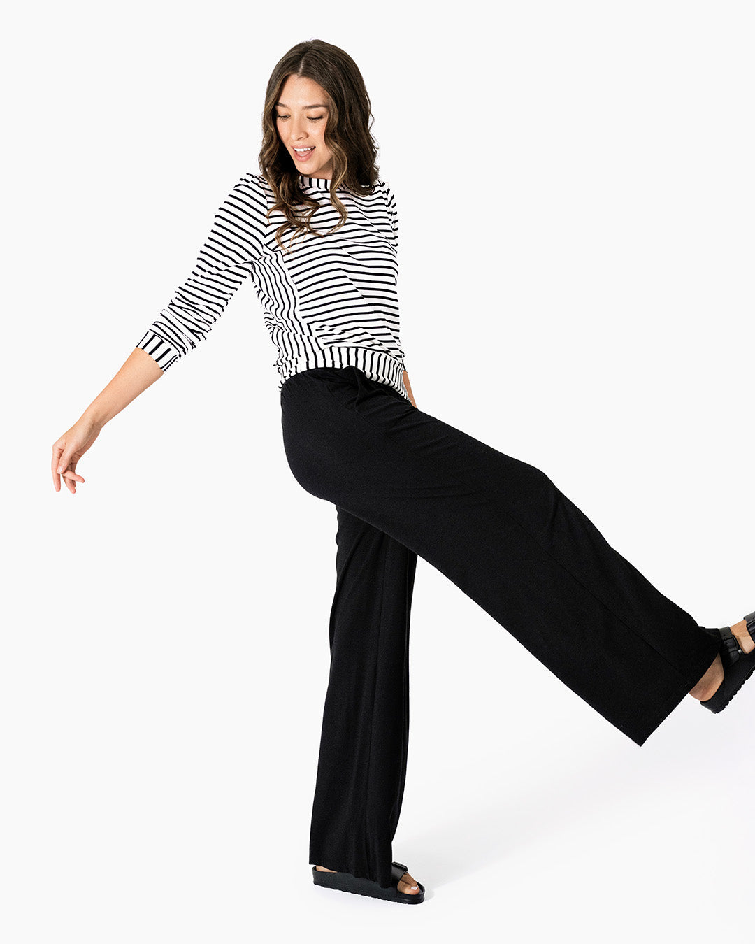 Black and White Striped Sweatshirt | Long Sleeve | Boatneck | Arva Sweatshirt | Lacson Ravello