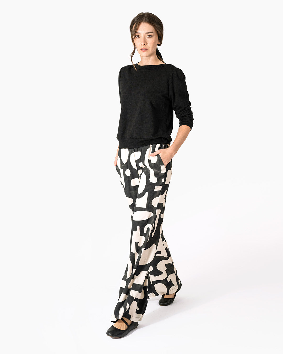 Print Wide Leg Pants | Graphic Print | Elastic Waist | Mid-rise